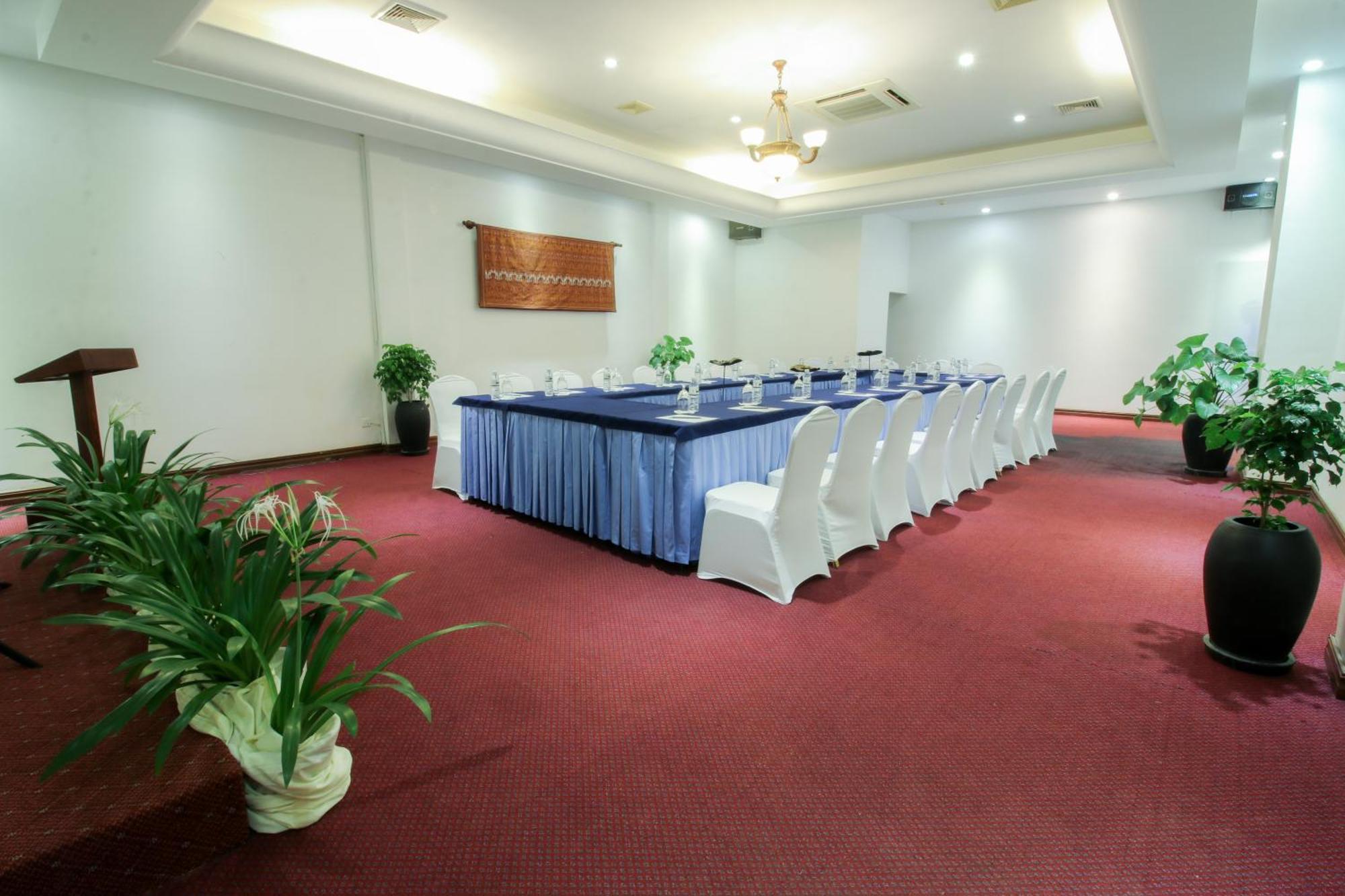 Kingdom Angkor Hotel Ciudad de Siem Riep Exterior foto
